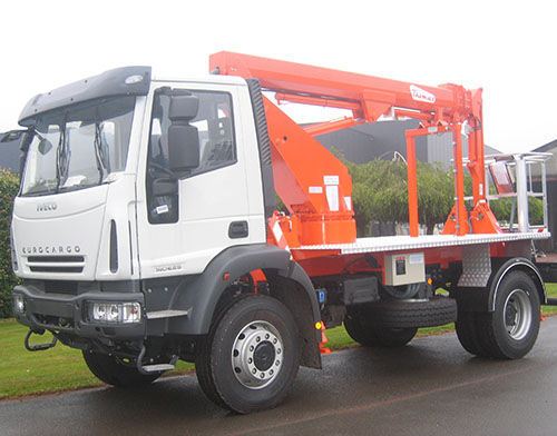 180NKTJ (B/C), vrachtwagen hoogwerker